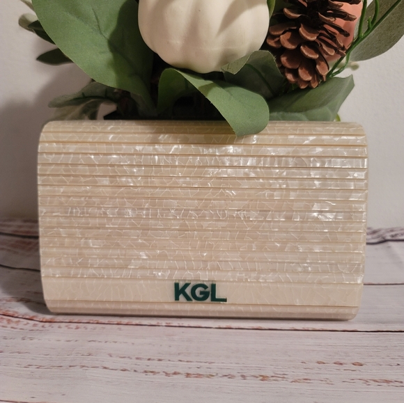 Crystal Embellished Party Clutch KURT GEIGER LONDON - Picture 3 of 13